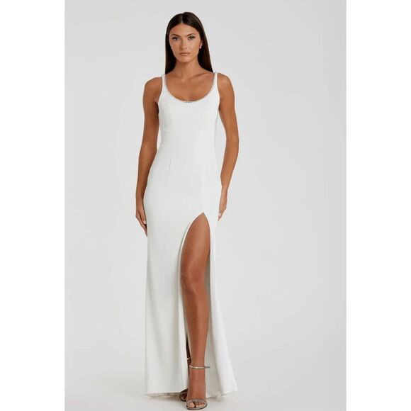 Ieena Mac Duggal White Scoop Neck Sleeveless Ball Gown Sz 10 Maxi Bride High Sli - Picture 1 of 8